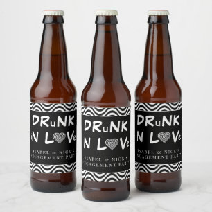 Berusad i kärlek Förlovningsfest Svart och Vitt Ölflaska Etikett