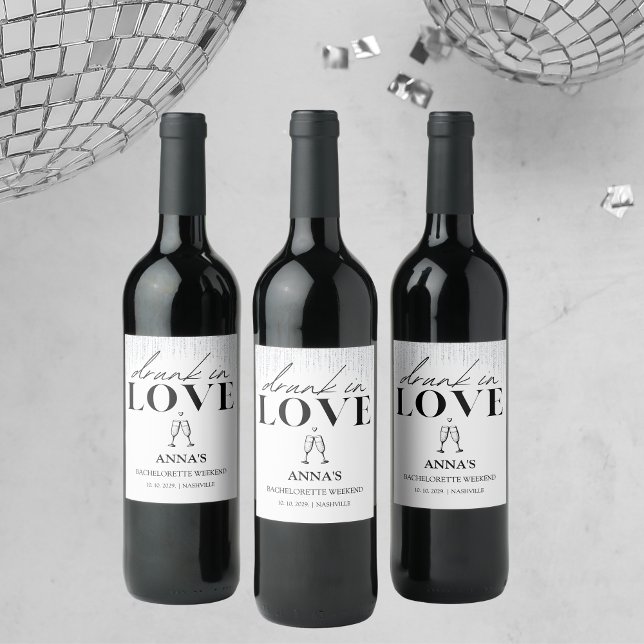 Berusad i kärlek glitter möhippa vinflaska etikett (Skapare uppladdad)