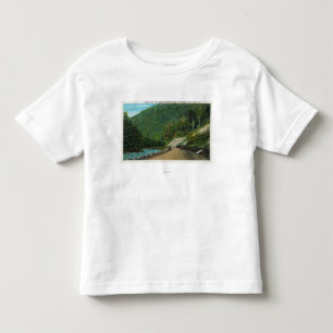 Beskåda Along som den kalla floden av östran T Shirt