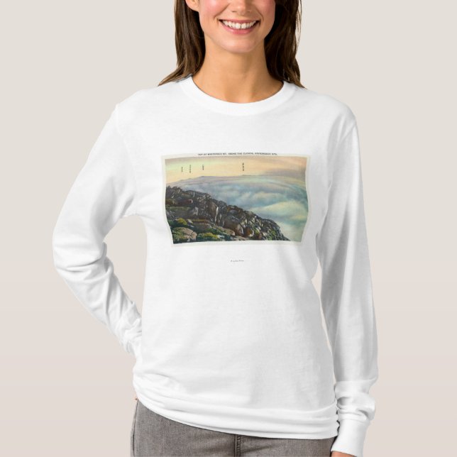 Beskåda av annan Adirondack Mts ovanför molnen T Shirt (Framsida)
