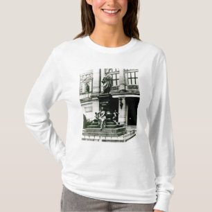 Beskåda av den Mendelssohn statyn Tee