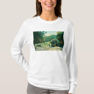 Beskåda av den skrivande in tunnelen för tåg ti t-shirt
