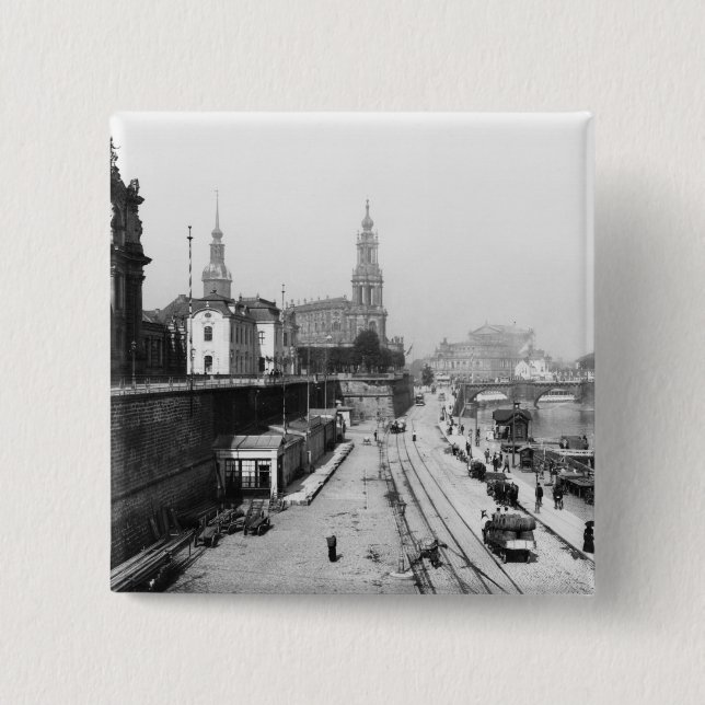 Beskåda av Dresden från Bruehlschen Terrasse Knapp (Framsida)