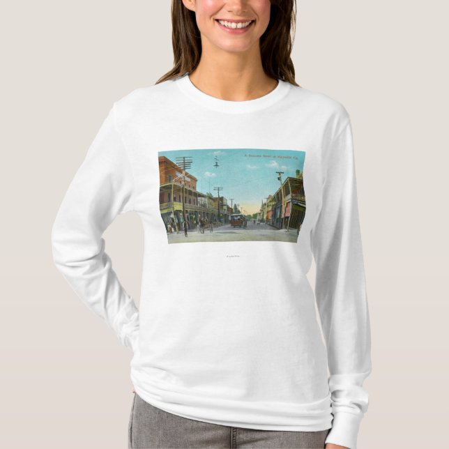 Beskåda av en affär StreetMarysville, CA T Shirt (Framsida)