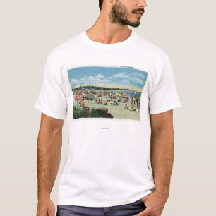 Beskåda av en fullsatt Craigville strand T Shirt