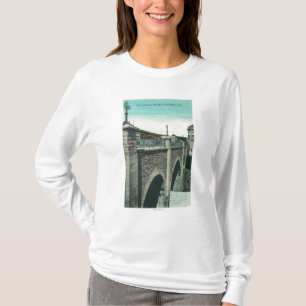 Beskåda av en hårdna BridgeLos Gatos, CA Tee Shirt
