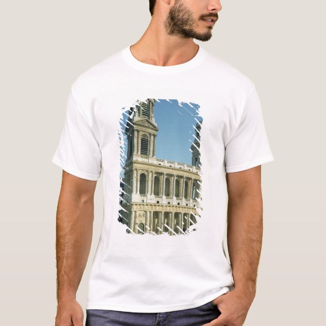 Beskåda av facaden av kyrkan av tee shirt (Framsida)