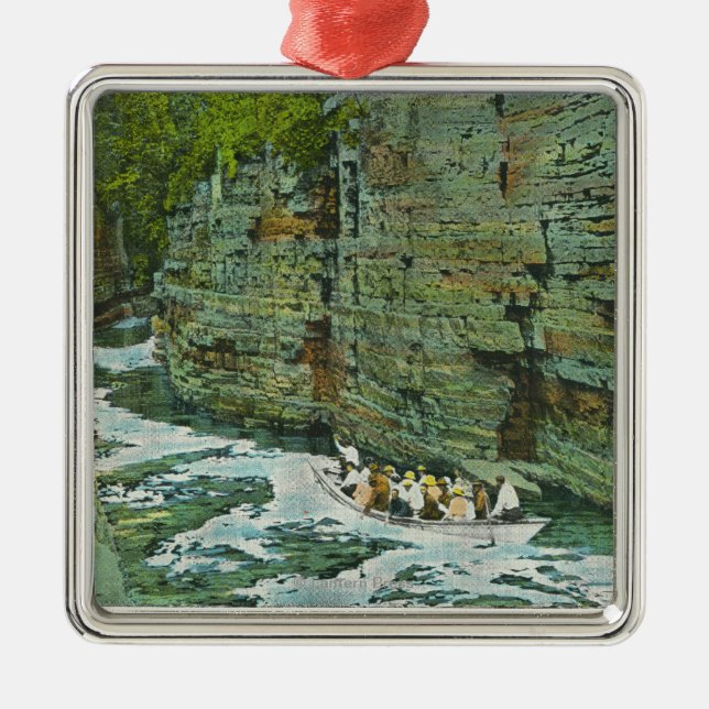 Beskåda av fartygstart besegrar flumen julgransprydnad metall (Framsidan)