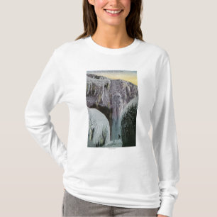 Beskåda av grottan av vind i vinter t-shirt