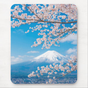 Beskåda av Mount Fuji med körsbärsröda blommar Musmatta