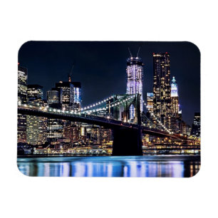 Beskåda av News York Brooklyn överbryggar Magnet