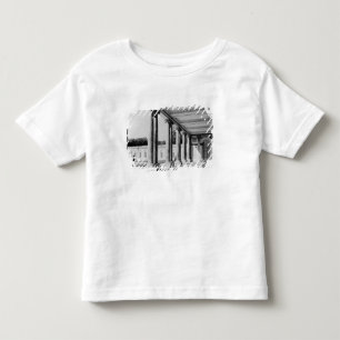 Beskåda av peristyle och vänsterkanten av Triano Tee Shirt