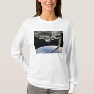 Beskåda av rymdfärjaupptäckt t-shirt