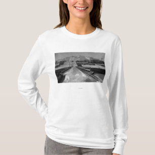 Beskåda av Seward, Alaska från överbrygga Tee Shirt