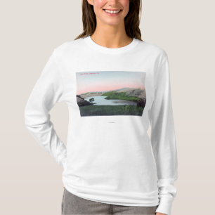 Beskåda av sjön ChabotHayward, CA Tee