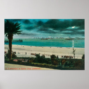 Beskåda av US-krigsskepp i OceanSantaen Cruz, CA Poster