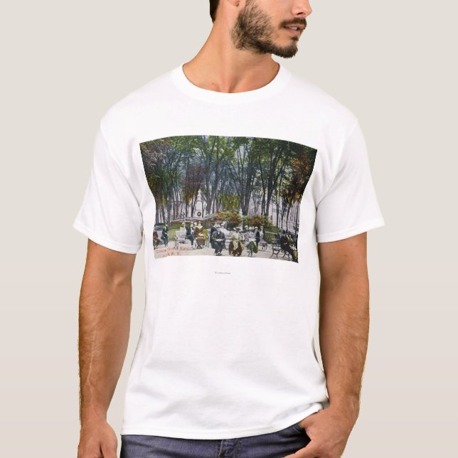 Beskåda av växande parkerar tee shirt (Framsida)