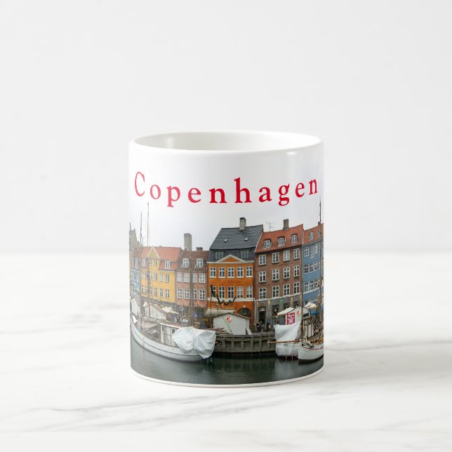 Beskådar av Köpenhamn. Nyhavn. P. 4. Kaffemugg (Center)