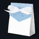 Beskrivningsboxen Glitter Drip Party Presentaskar<br><div class="desc">Partikelrutan visas med en blå färg faux glitter-dropputskrift på framsidan. Perfekt för behandling av gåva ge. Anpassa det här objektet eller köp som det är. Tips! Lägg till dina underbara behandlingar och lägg till ett sött band. Licensierad utskrift</div>
