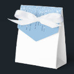Beskrivningsboxen Glitter Drip Party Presentaskar<br><div class="desc">Partikelrutan visas med en blå färg faux glitter-dropputskrift på framsidan. Perfekt för behandling av gåva ge. Anpassa det här objektet eller köp som det är. Tips! Lägg till dina underbara behandlingar och lägg till ett sött band. Licensierad utskrift</div>