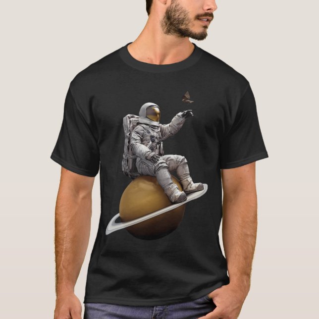 Besöker Saturnus T Shirt (Framsida)