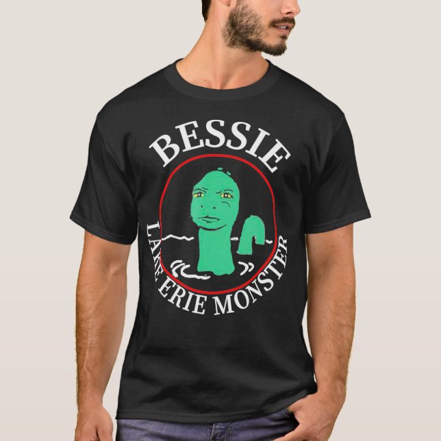 Bessie sjö erie monster roligt  t shirt (Framsida)