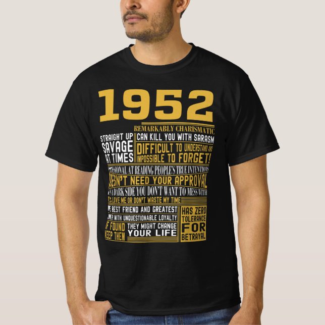 Best Born 1952 Facts for Manar, Womens, Bday Gif T Shirt (Framsida)