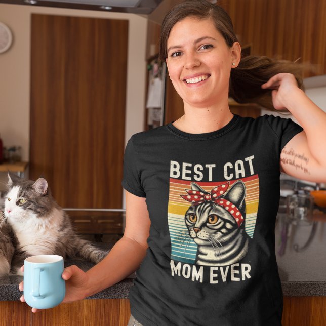 Best Cat Mom Ever - Cute Kitten Design T Shirt (Skapare uppladdad)