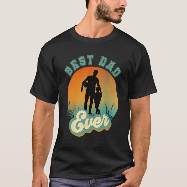 Best Dad Ever Retro Sunset Football Daddy & Son T Shirt (Framsida)