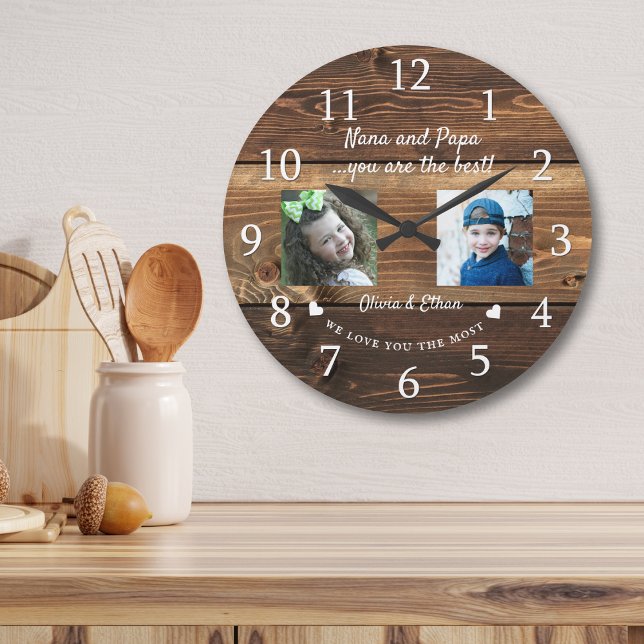 Best Nana och Pappa Barnbarn 2 Photo Collage Wood Stor Klocka (Best Nana And Papa Grandkids 2 Photo Collage Wood Large Clock
)