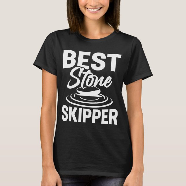 Best Stone Skipper  Flat Stone Skipping Technique  T Shirt (Framsida)
