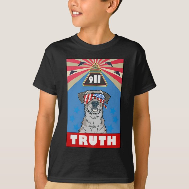 beställer den nya världen för illuminatien 911 tee (Framsida)