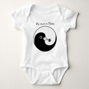 Beställnings- babybodysuitYin Yang design med T Shirt