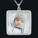 Beställnings- foto silverpläterat halsband<br><div class="desc">Skapa din egna personligfotogåva tillfogar by ditt egna foto,  från ditt älskade familjfoto till ditt förtjusande älsklings- foto,  för att göra din design unik.

Behaga noterar: Foto som visas på produkt,  är tar prov foto med watermarken för presentation ämnar endast.</div>
