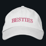 Besties Best Friends Modern Typography-Anpassnings Broderad Keps<br><div class="desc">Besties Best Friends Modern Typography-Anpassningsbarna Embroied Baseball Cap har den enkla,  moderna,  broderade texten "Besties". Perfekt som en gåva till din bästa vän,  kusin,  syster,  mamma med mera. Skapat av Evco Studio www.zazzle.com/store/evcostudio</div>