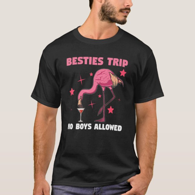 Besties Resa No Boys Allowed Traveling T Shirt (Framsida)