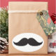 Bestselling Stachin för mustaschgåvaStach humor Ovalt Klistermärke (Holiday)