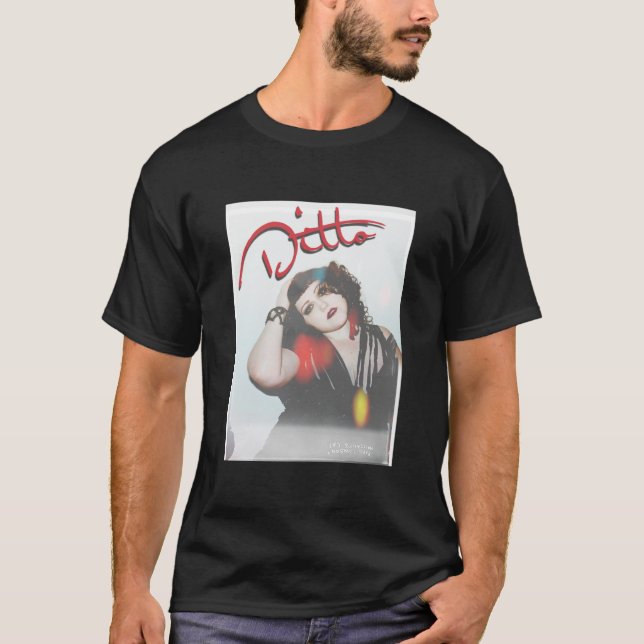Beth Ditto Essential  T Shirt (Framsida)