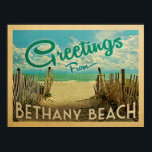 Bethany Beach Vintage resor Poster<br><div class="desc">I Hälsning från Bethany Beach-vintagens vykort finns en sandstrand med en vacker turkoshav vatten och över havet,  ett blå himmel med gigantiska vita moln. I vintage resor stil.</div>