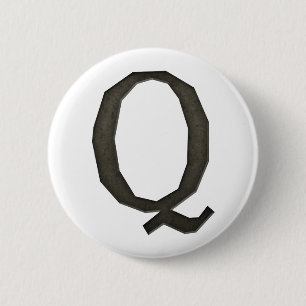 Betong, Monogram Brev Q Knapp
