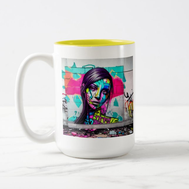 Bevackra Graffiti Art Woman på Två-Tonad Mugg (Vänster)