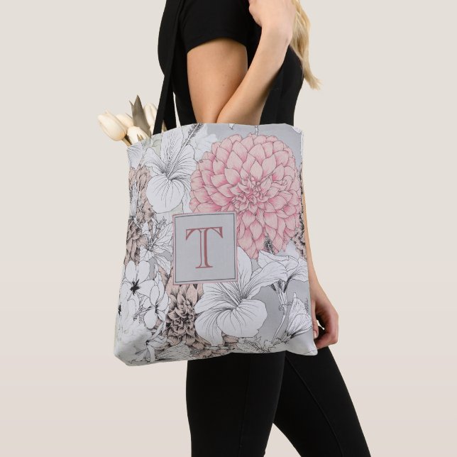 Bevalt Boho Modern Flowers Monogram Tygkasse (Närbild)