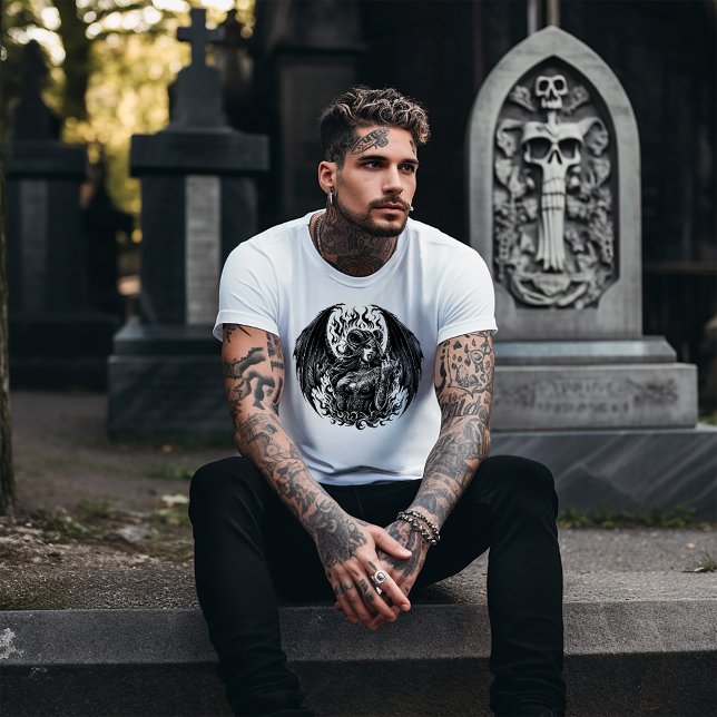 Bevingad Hon-Demon T Shirt (Skapare uppladdad)