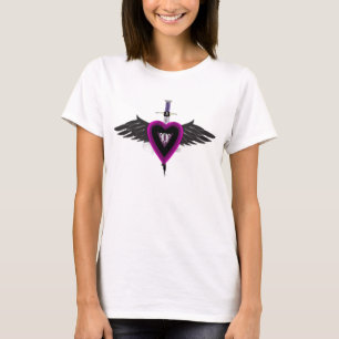 bevingad purpurfärgad hjärta av kärlek t shirt