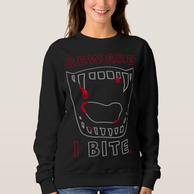 Beware I Bite  Vampire Halloween Party Costume T Shirt (Framsida)