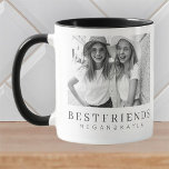 BFF-foto för bästa vänner i modern Chic Mugg<br><div class="desc">Design består av roligt och lekfull typografi med sans serif- och serif-teckensnitt. Lägg till ett anpassningsbar-foto.</div>
