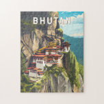 Bhutan Illustration Travel Art Vintage Pussel<br><div class="desc">Bhutan-vektorteckningsdesign. Bhutan,  ett mystiskt Himalayanskt kungadömum,  är känt för sina häpnadsväckande kloster,  andningsrika bergslandskap och djupt rotade buddistiska kulturer.</div>