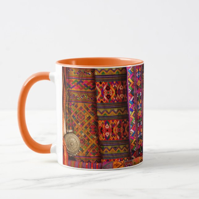 Bhutan tyg till salu mugg (Vänster)