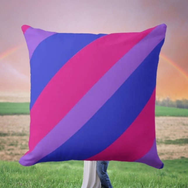 Bi Pride Diagonal Kudde (Skapare uppladdad)