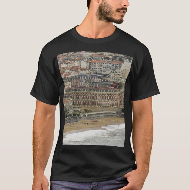 Biarritz-stranden, Belle Époque-arkitektur. T Shirt (Framsida)